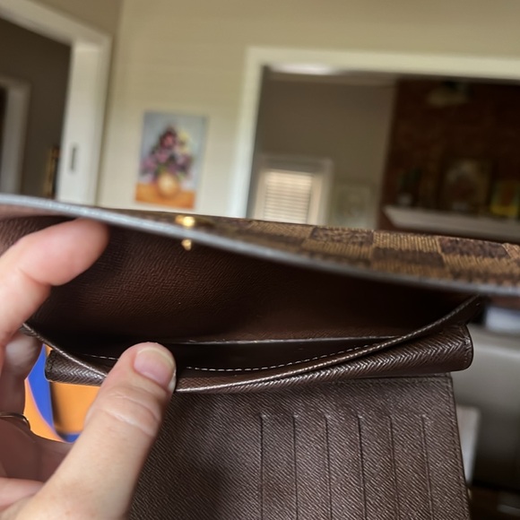 ❗️SOLD❗️Authentic Louis Vuitton DAMIER EBENE WALLET + Card wallet. - Picture 10 of 16